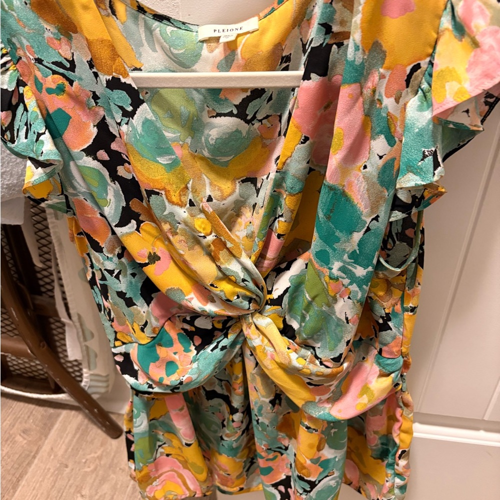 Pleione Floral Print Top in Teal, Yellow, Coral, Black - Picture 3 of 7